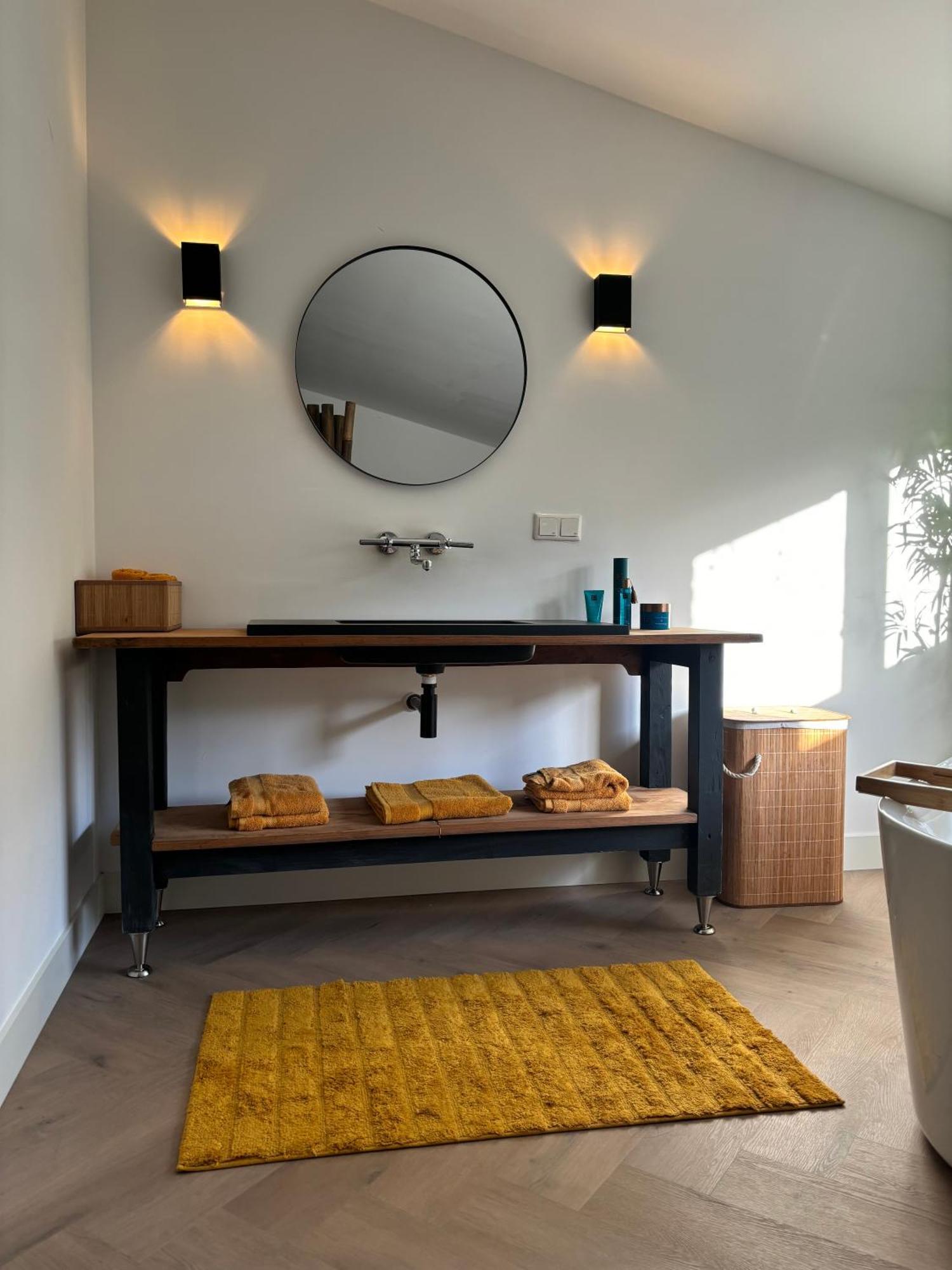 Bamboe Suite Bentveld Met Ligbad En Gratis Parkeren Exterior photo